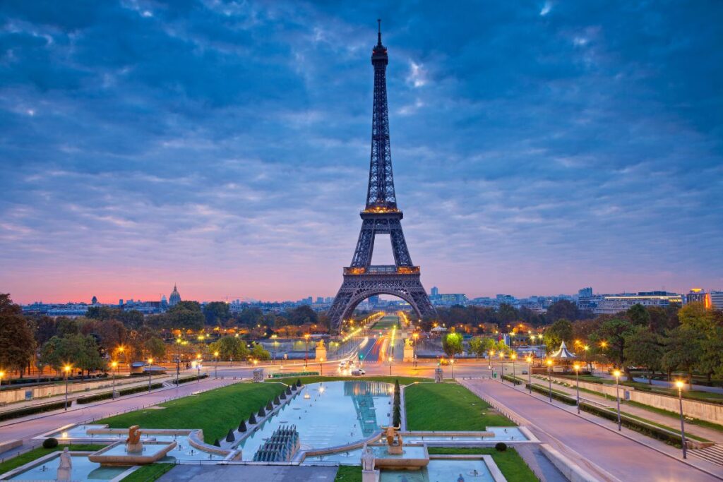 Save Up to $625 on Paris, France Vacation Bundles with Priceline | 2025 Travel Guide